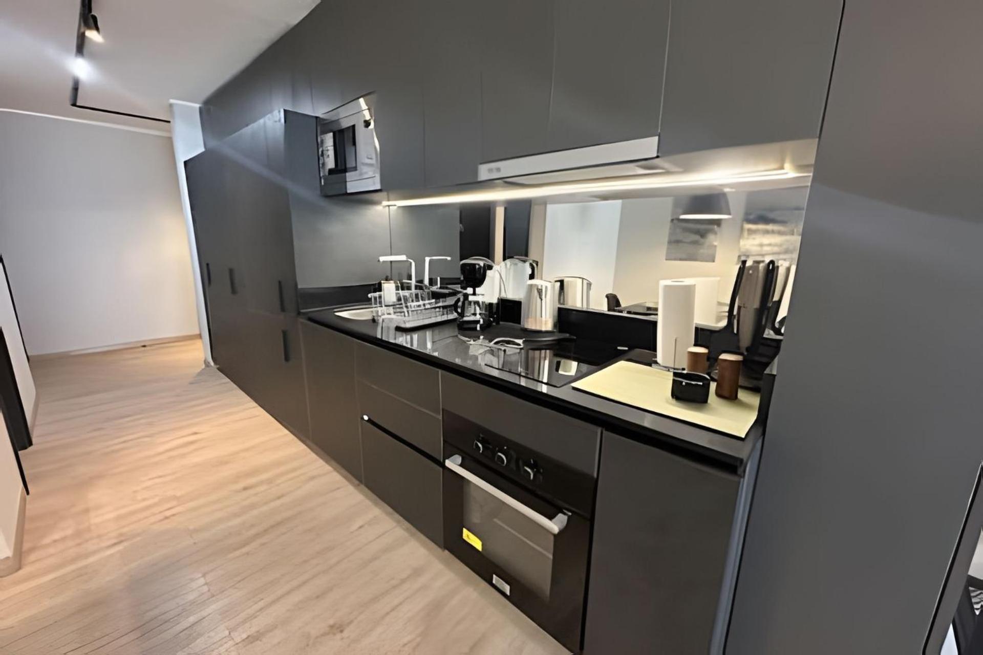 Moderno Estudio A Pasos De Clc * Santiago